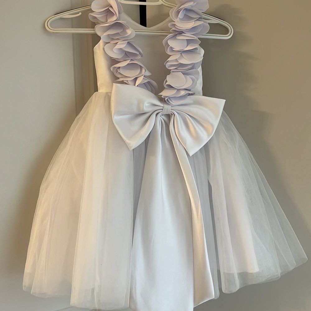 Flower girl/junior bridesmaid dress